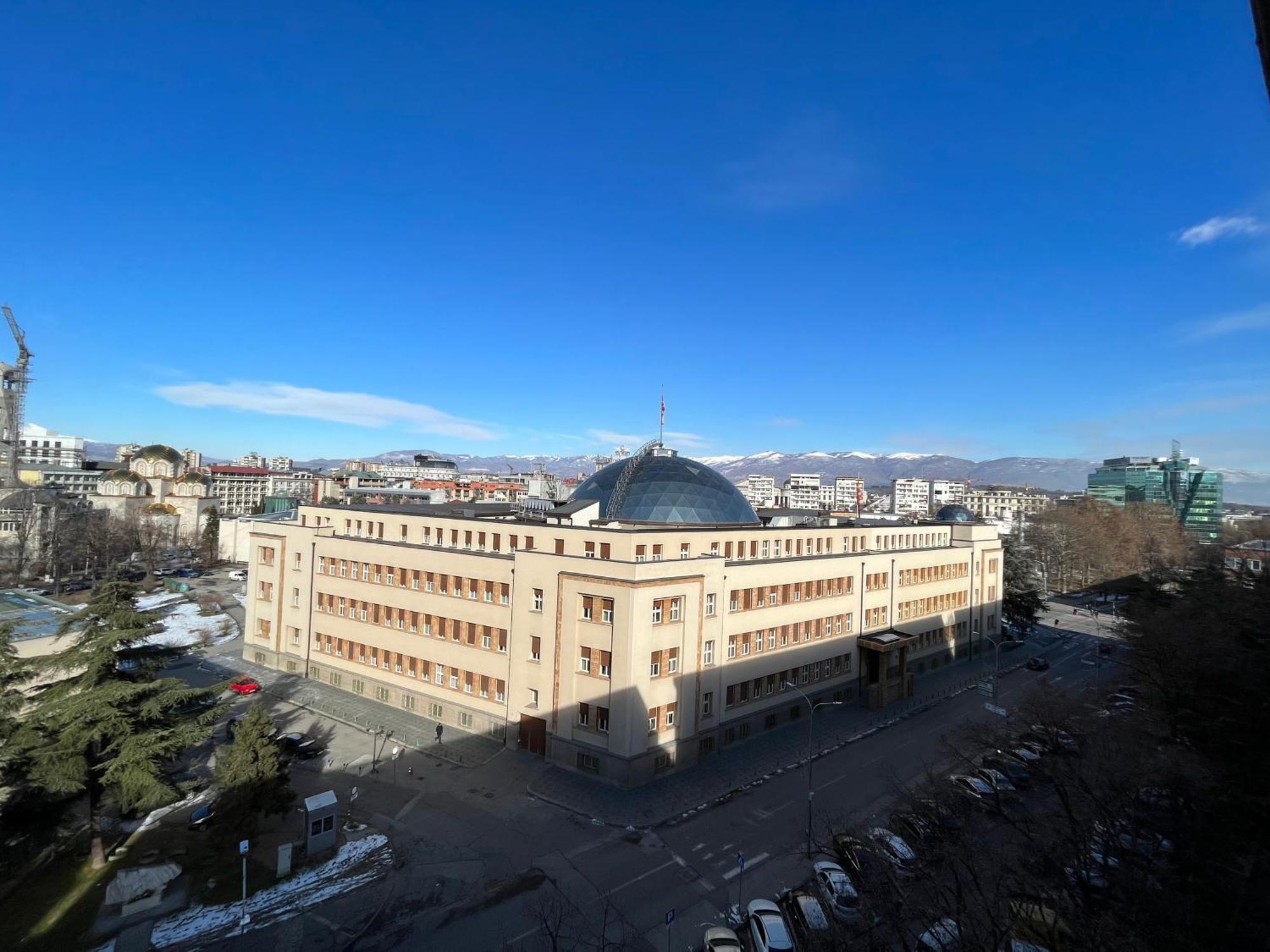 Central M - 5 Apartments Szkopje Kültér fotó