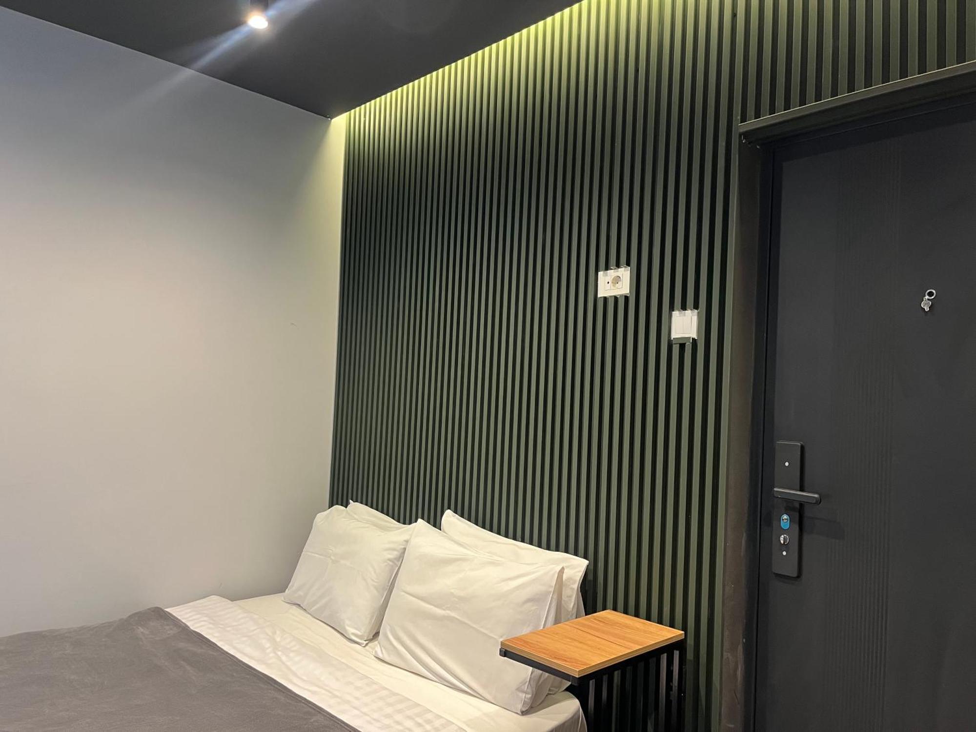 Central M - 5 Apartments Szkopje Kültér fotó