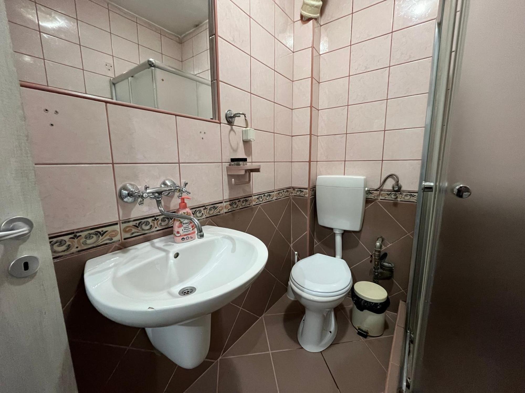 Central M - 5 Apartments Szkopje Szoba fotó